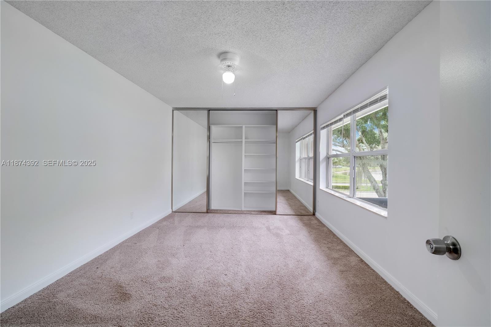 3104 Kingston Court 11D, West Palm Beach, FL 33409 photo 16