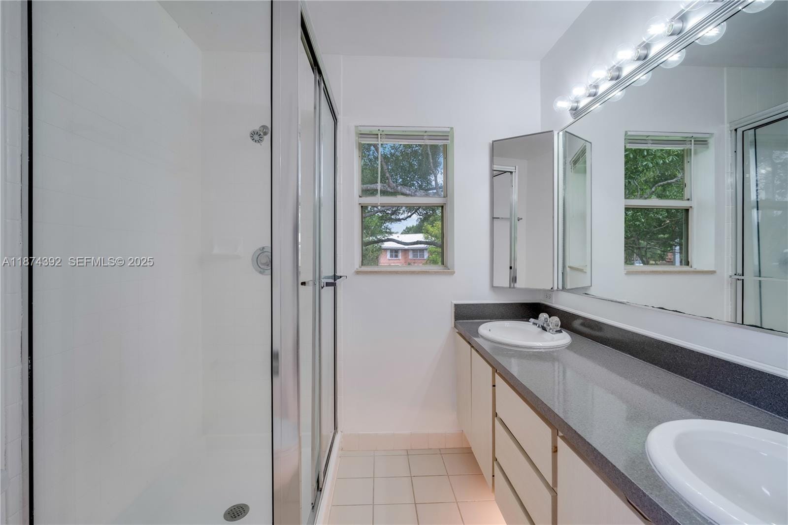 3104 Kingston Court 11D, West Palm Beach, FL 33409 photo 22