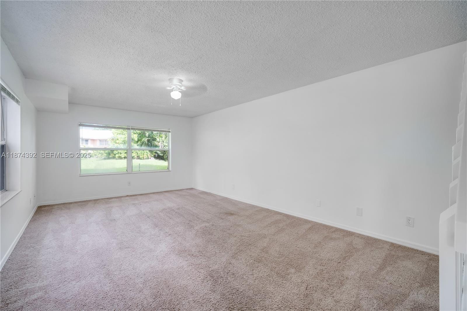 3104 Kingston Court 11D, West Palm Beach, FL 33409 photo 10