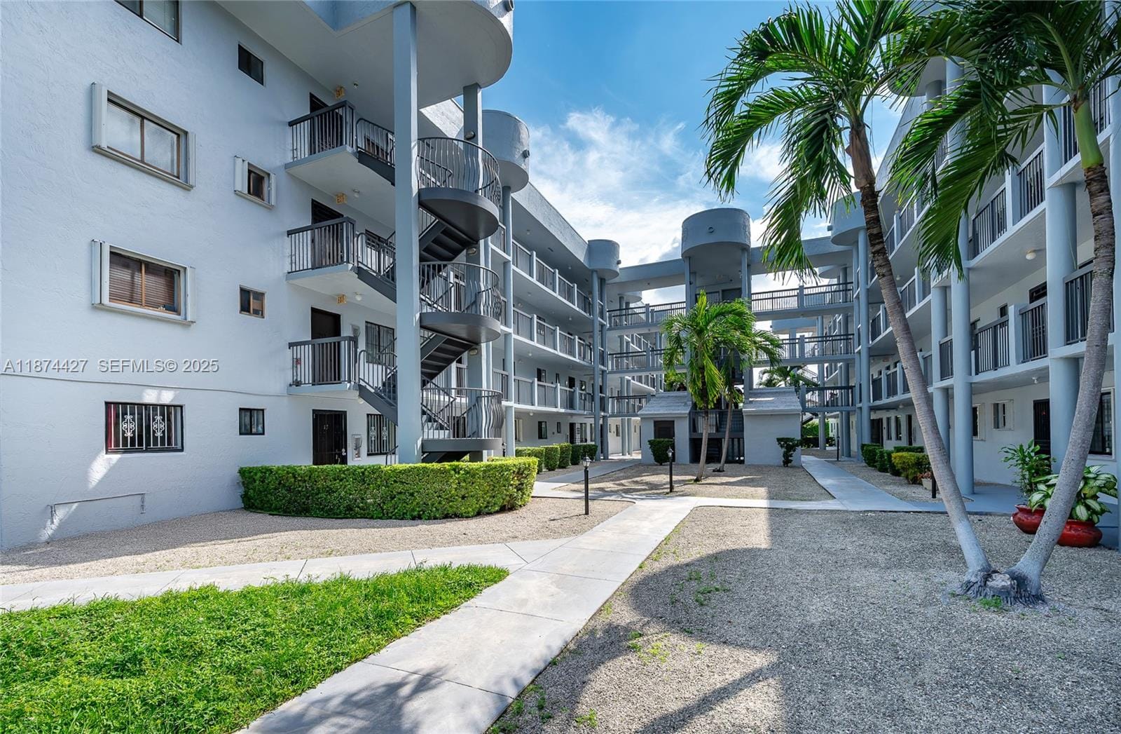 5300 W 21st Court 311, Hialeah, FL 33016 photo 2