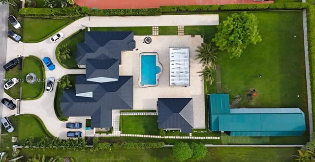 350 NW 124th Avenue, Miami, FL 33182