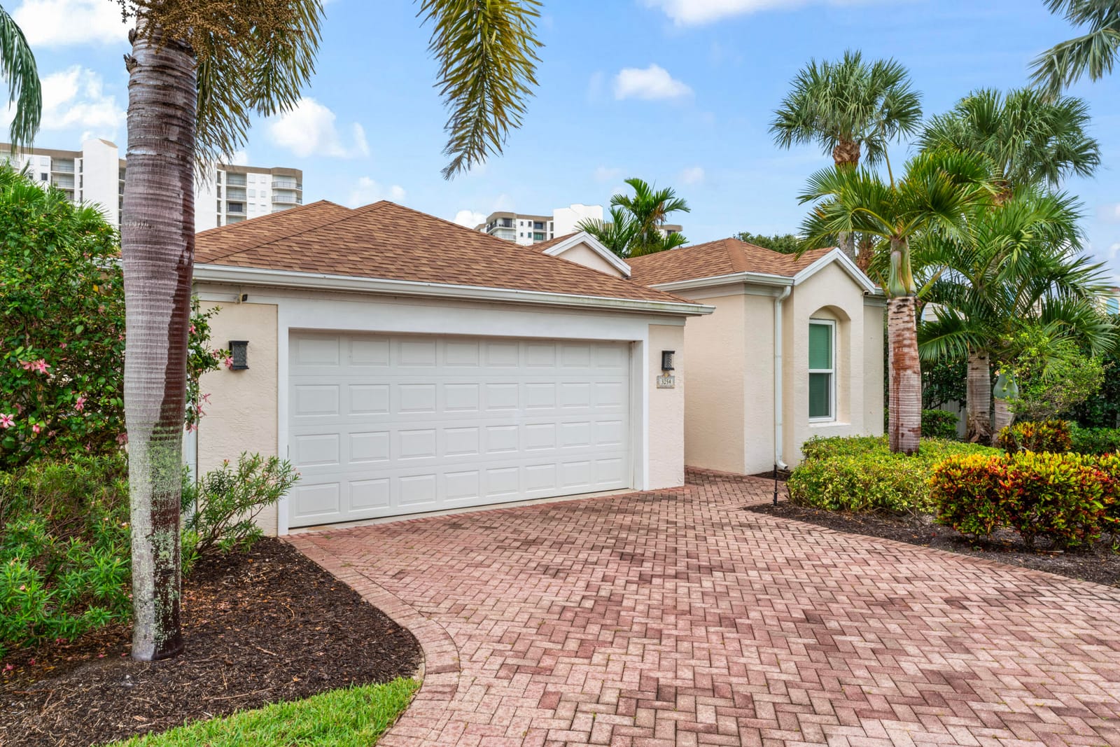 3254 Lakeshore Drive — photo 6