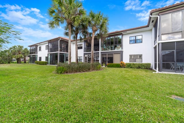 6121 SE Landing Way 12, sold in Hansons Landing Condo, Stuart, FL