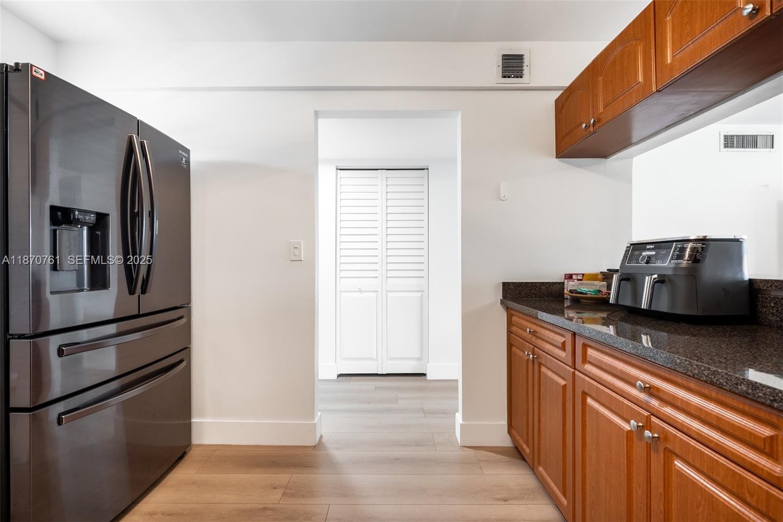5100 SW 90th Avenue 302 — photo 8