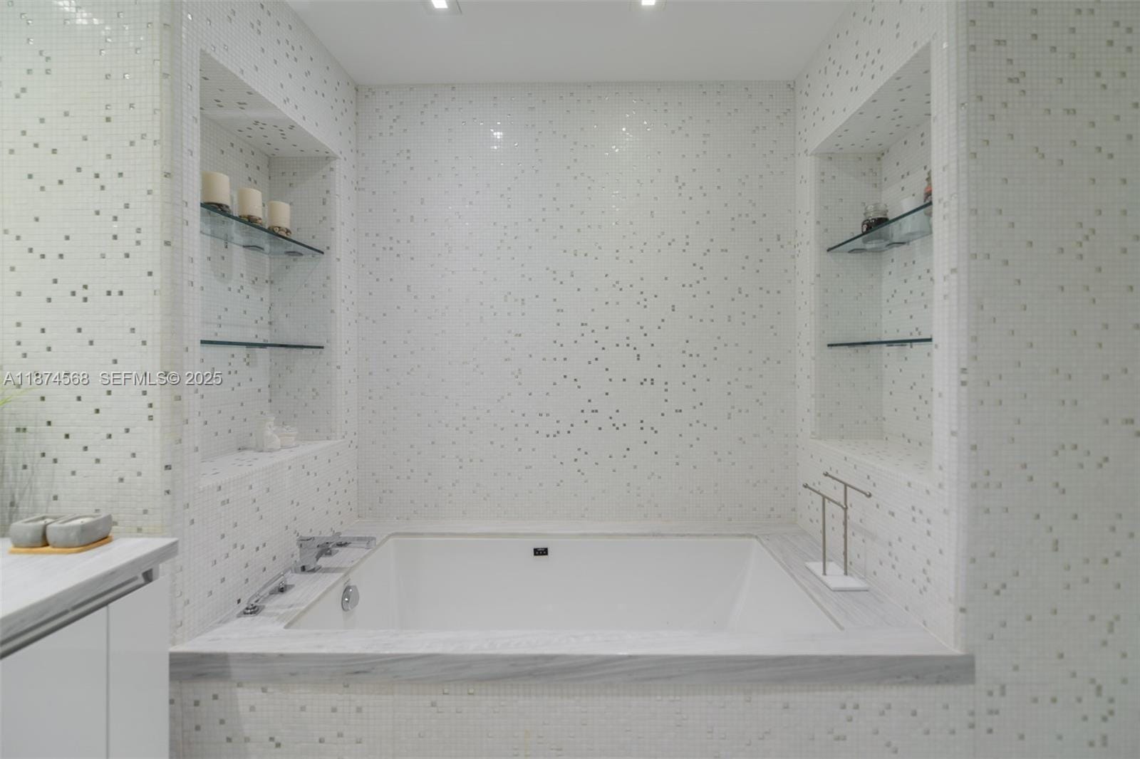 16901 Collins Avenue 4005, Sunny Isles Beach, FL 33160 photo 22