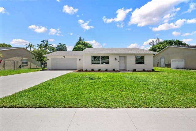 173 Bobwhite Road, Royal Palm Beach, FL 33411