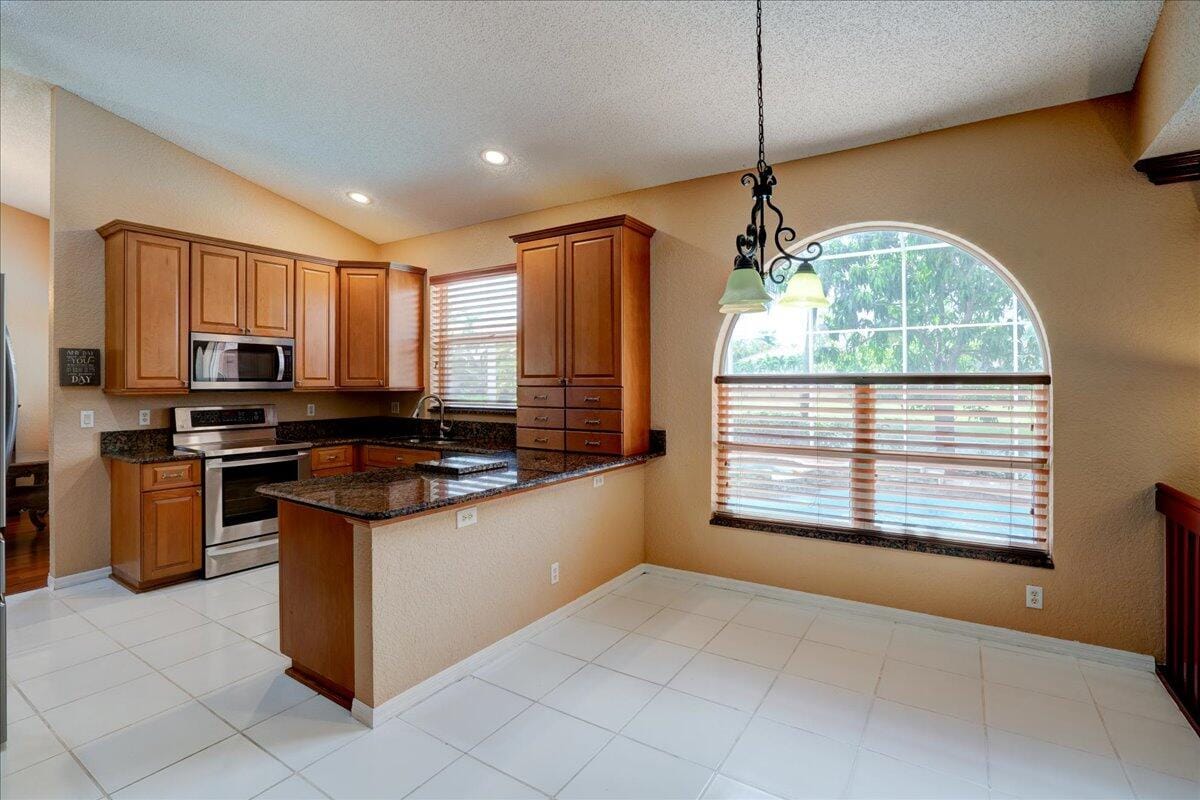 19574 Dinner Key Drive, Boca Raton, FL 33498 photo 11