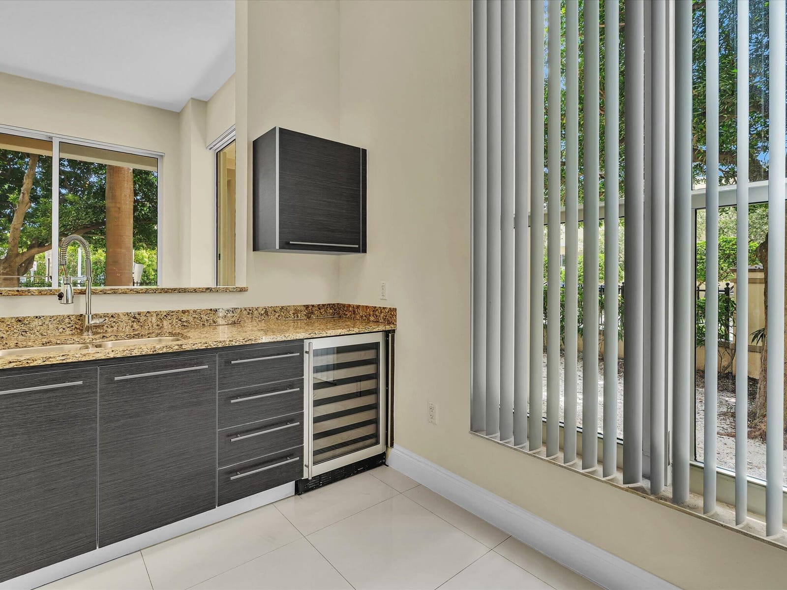 550 Okeechobee Boulevard 122 — photo 8