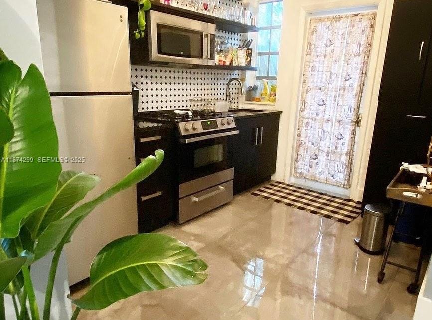 439 15th Street 16, Miami Beach, FL 33139