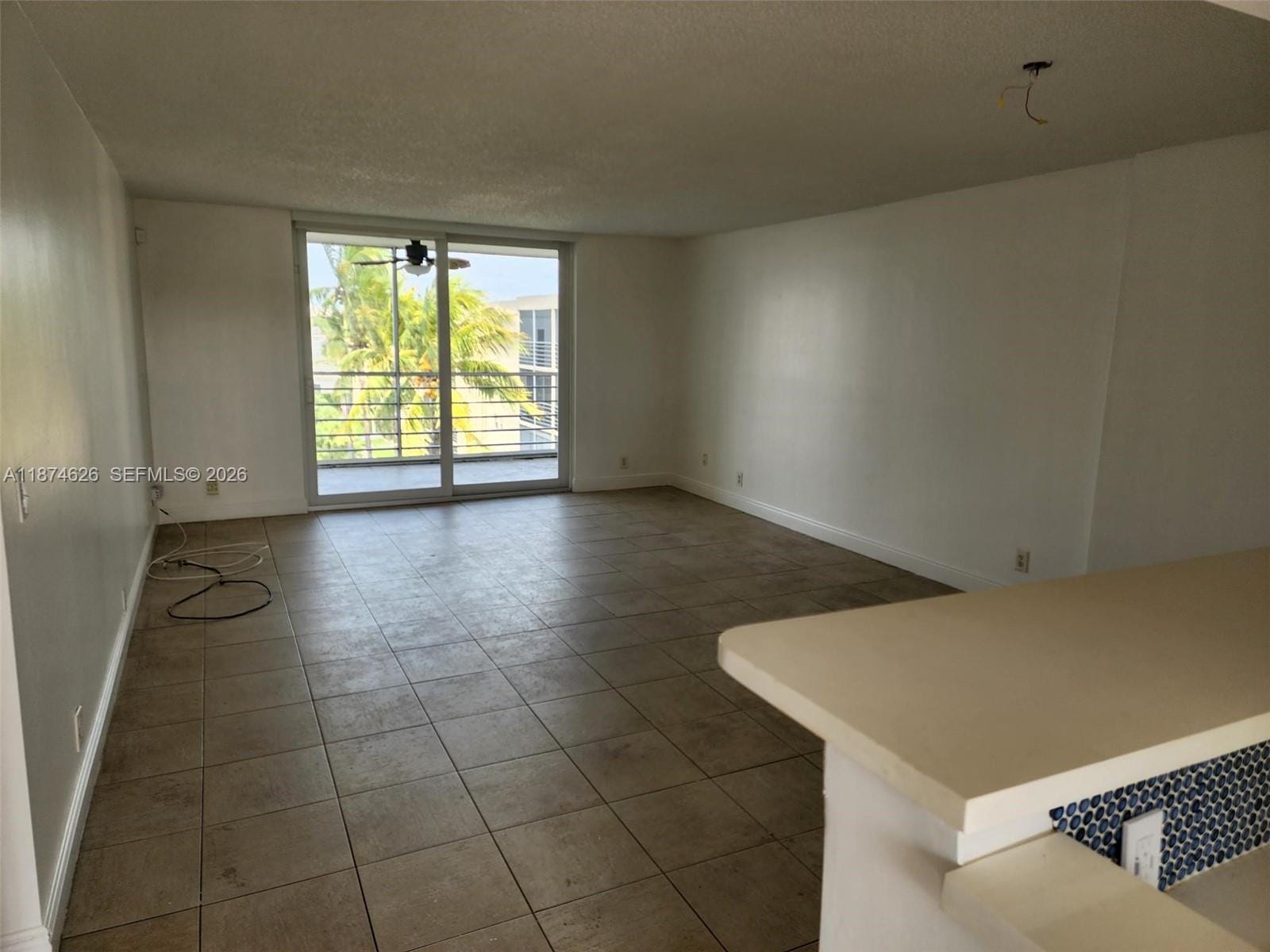 425 SE 11th Terrace 403 — photo 3