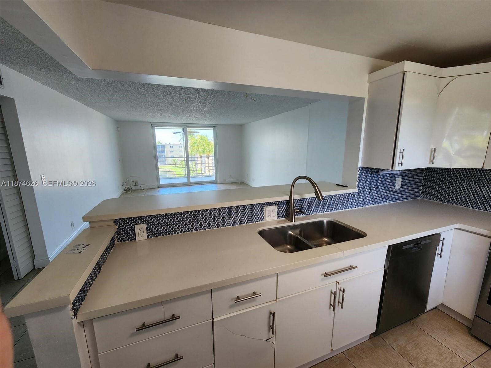 425 SE 11th Terrace 403 — photo 5