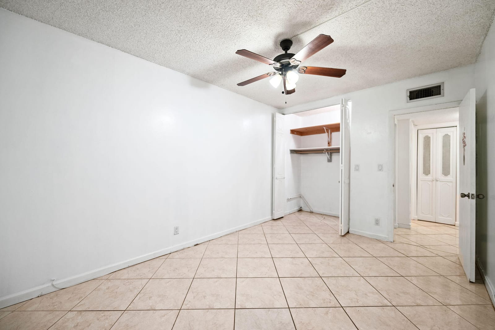 2040 NW 81st Avenue 111, Pembroke Pines, FL 33024 photo 20