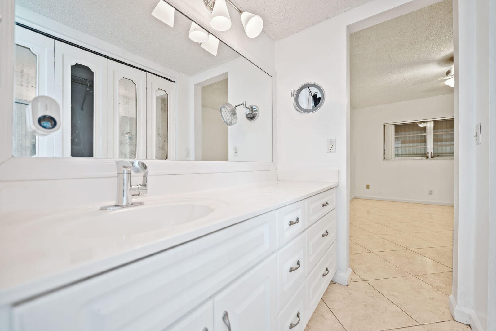 2040 NW 81st Avenue 111, Pembroke Pines, FL 33024 photo 28
