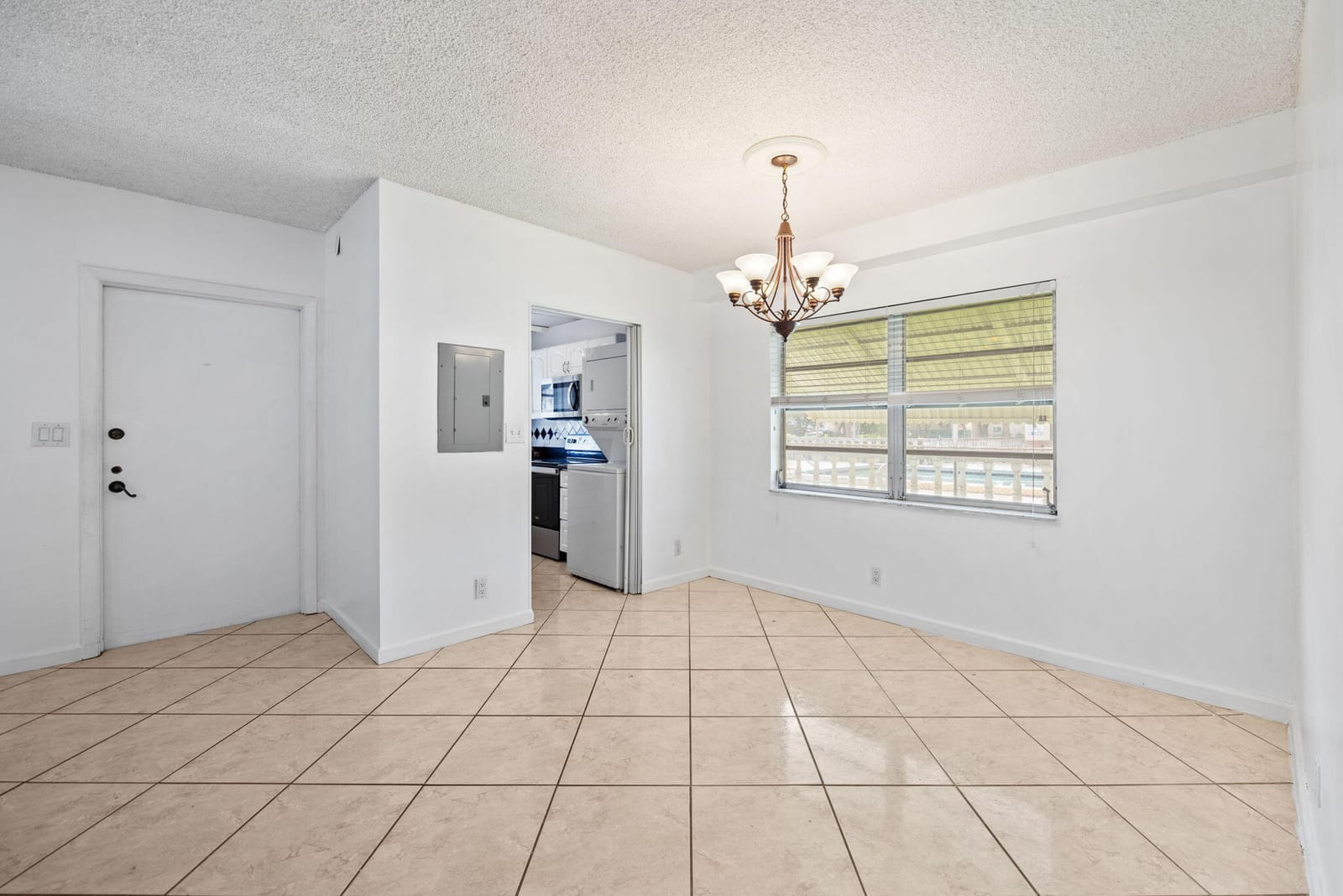 2040 NW 81st Avenue 111 — photo 6