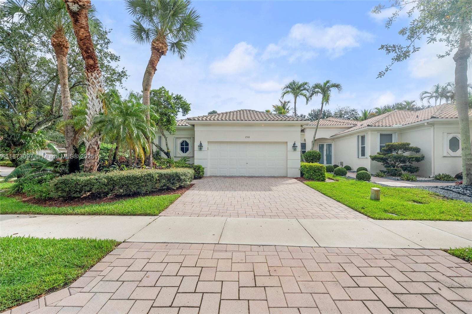 2518 Bay Pointe Court, Weston, FL 33327