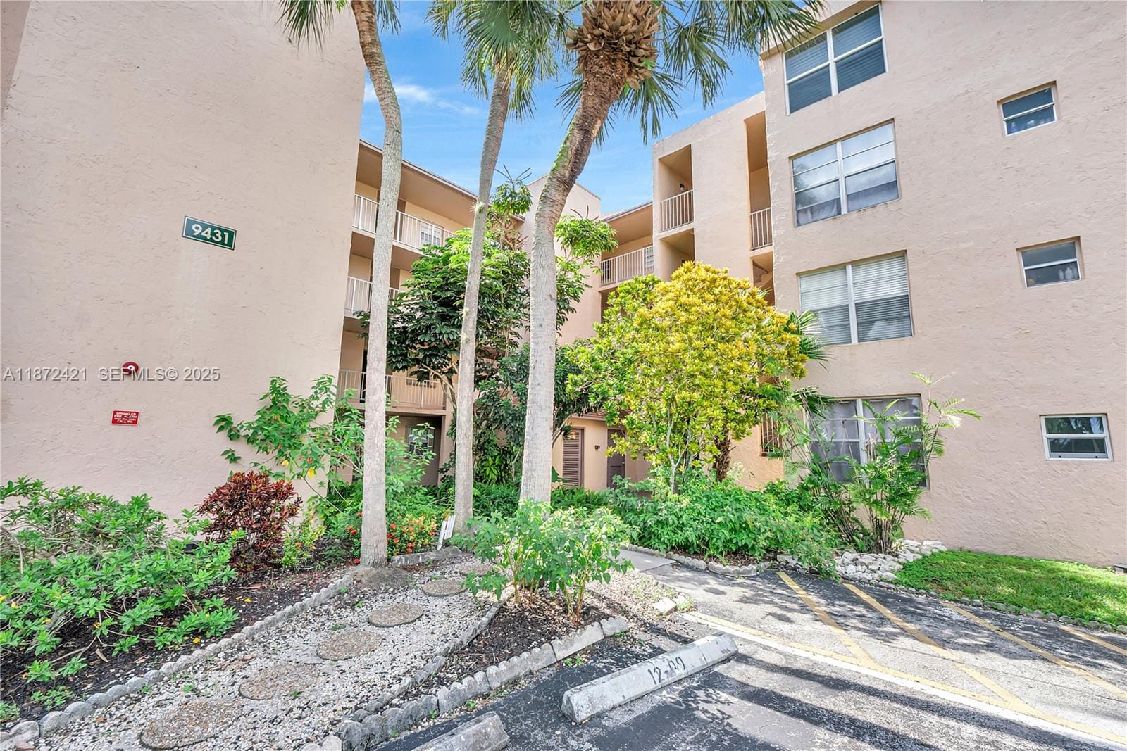 9431 Live Oak Place 205, Davie, FL 33324