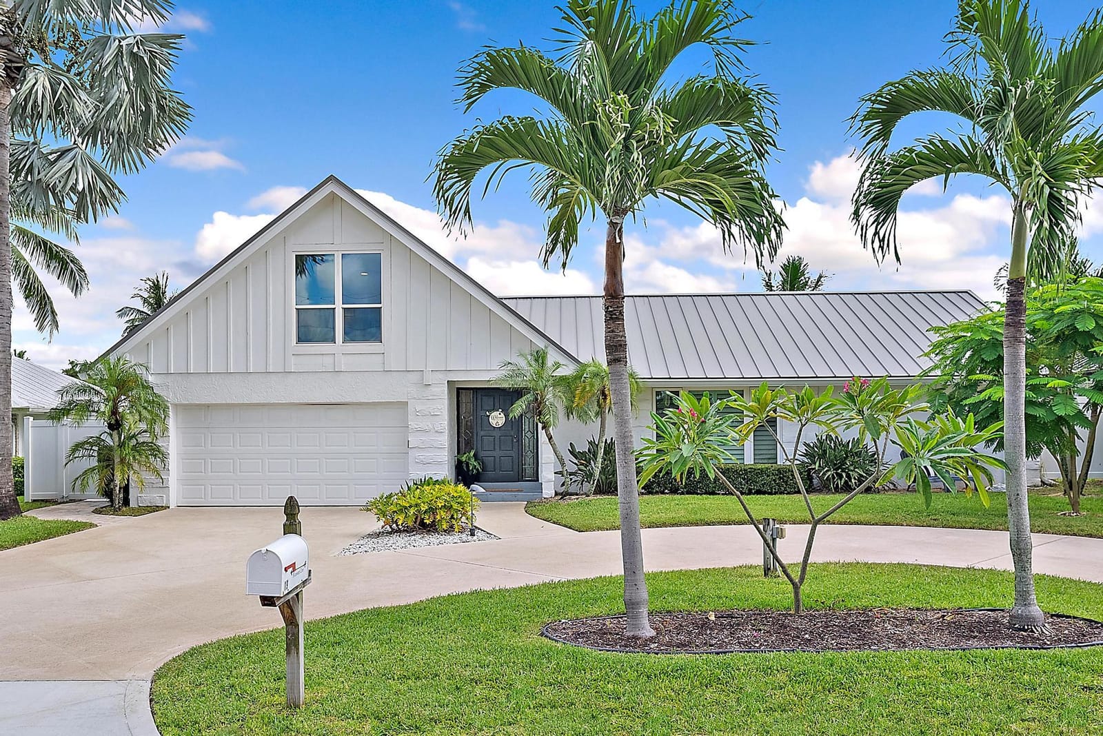 19 Leeward Circle, Tequesta, FL 33469 photo 13