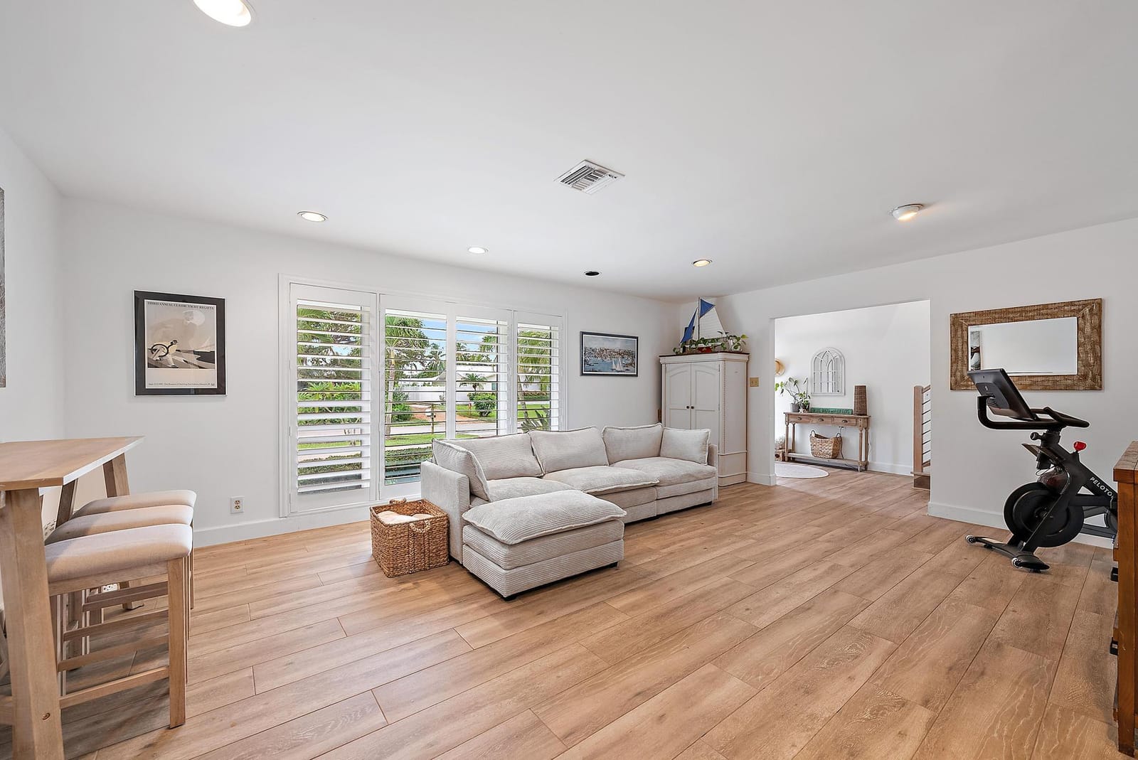 19 Leeward Circle, Tequesta, FL 33469 photo 17