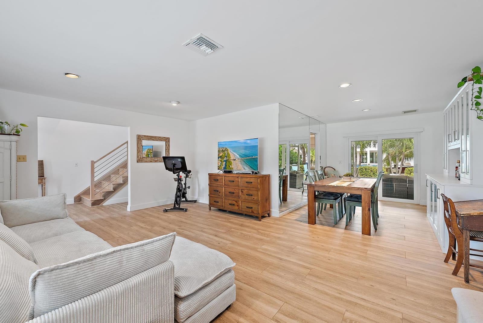 19 Leeward Circle, Tequesta, FL 33469 photo 18