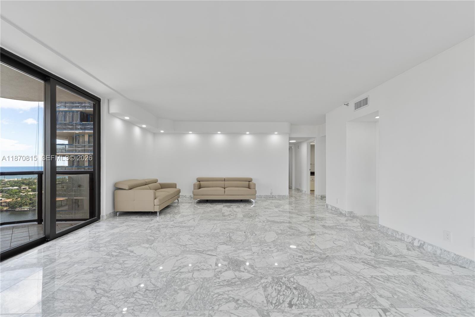 19667 Turnberry Way 20E, Aventura, FL 33180 photo 3