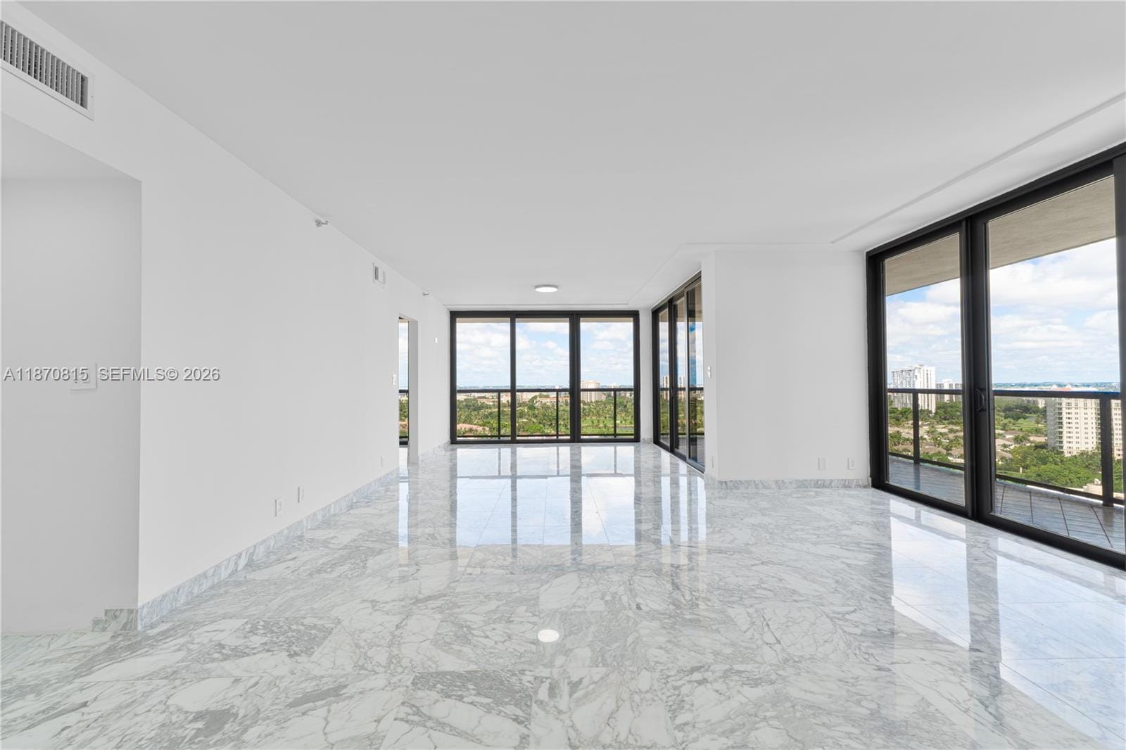 19667 Turnberry Way 20E, Aventura, FL 33180 photo 4
