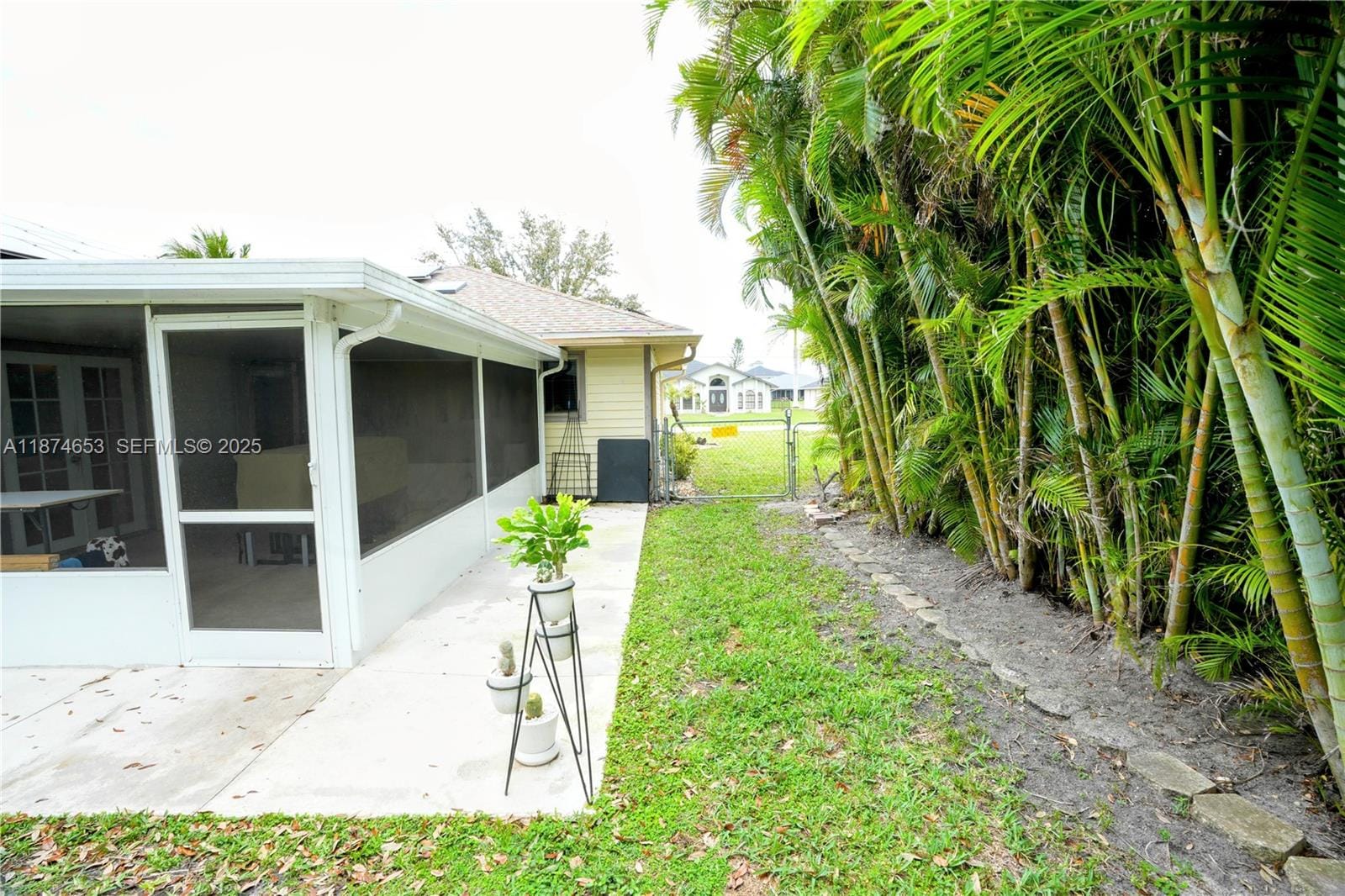 2304 SE 8th Terrace, Cape Coral, FL 33990 photo 17