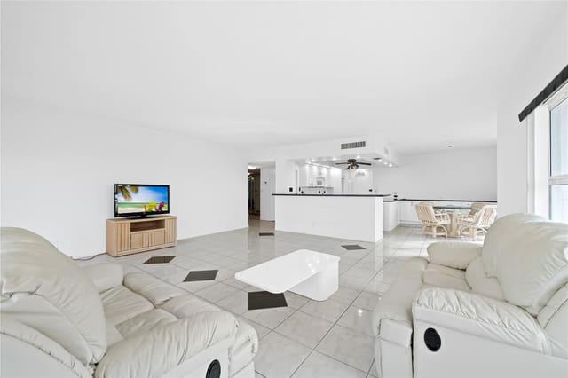 3850 Galt Ocean Drive 407, sold in Regency Tower, Fort Lauderdale, FL
