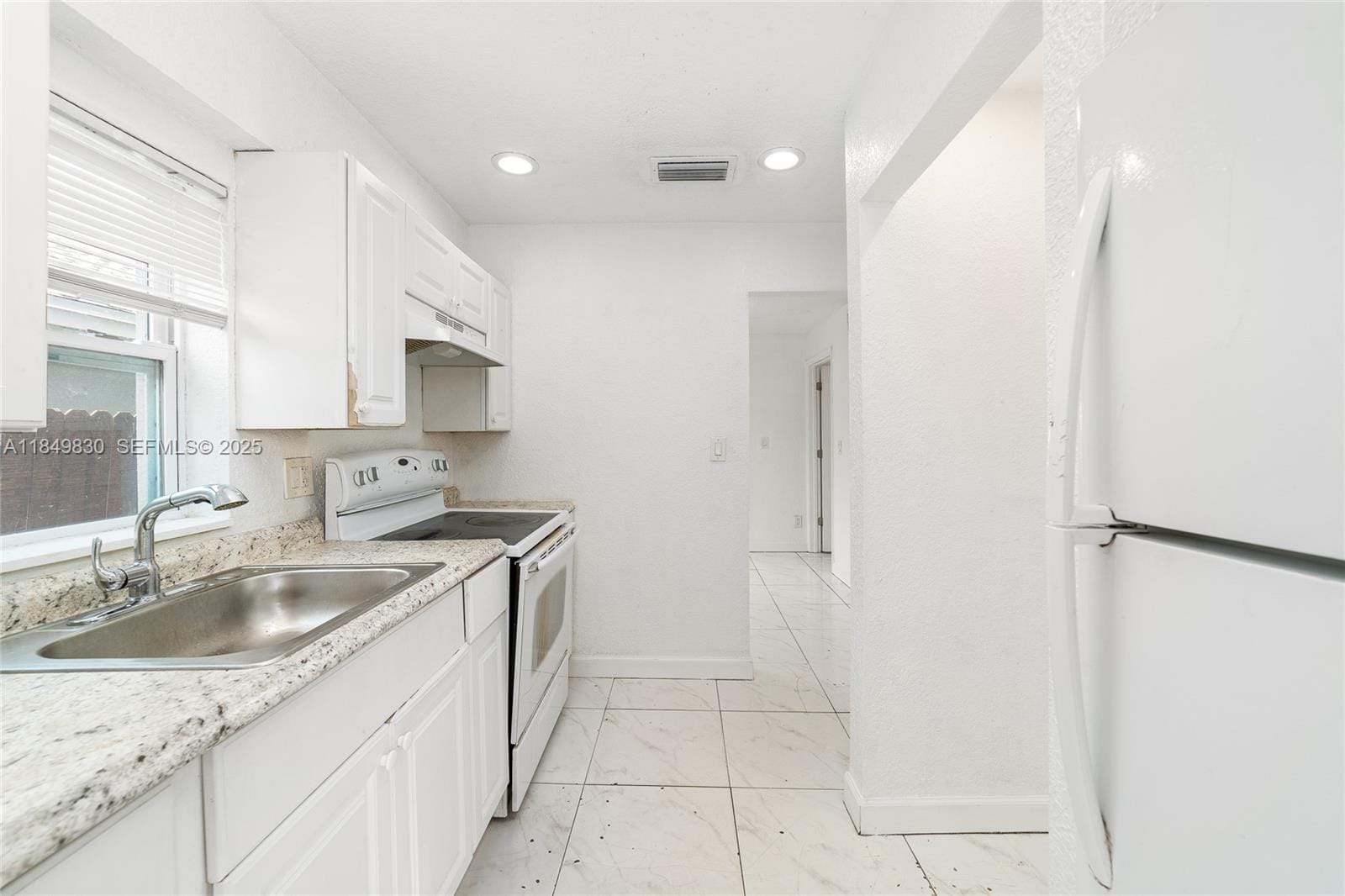 1040 17th Street, West Palm Beach, FL 33407 photo 9