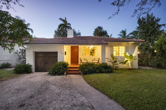 727 NE 76th Street, sold in Aqua Marine, Miami, FL