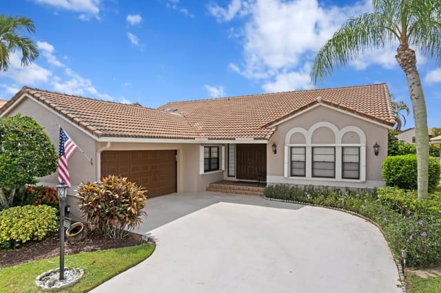 8668 Eagle Run Drive, sold in Wedgewood Estates, Plantation, FL