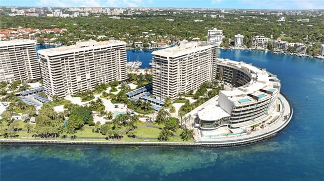 3 Grove Isle Drive C1108, Miami, FL 33133