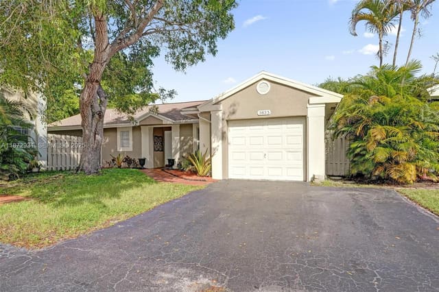 3833 NW 107th Way, Sunrise, FL 33351