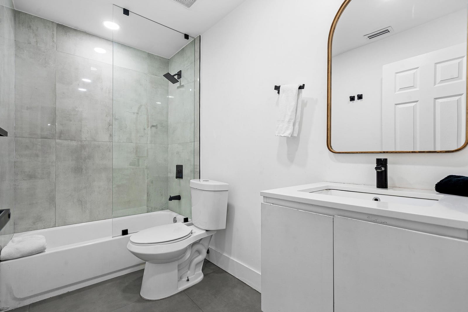 1300 SE 1st Way, Deerfield Beach, FL 33441 photo 25