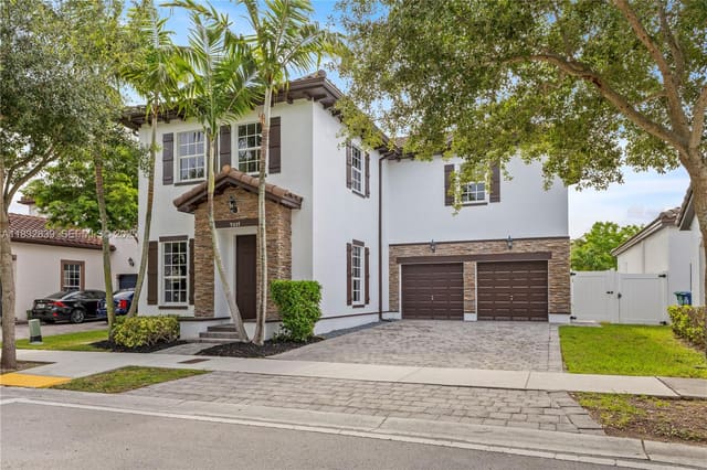 9037 SW 170th Place, Miami, FL 33196