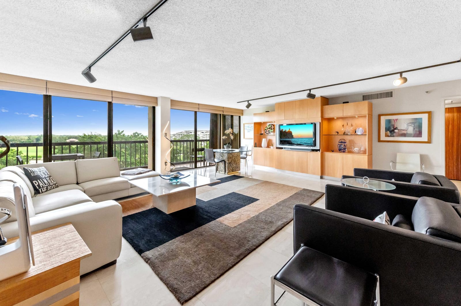 2480 Presidential Way 603 — photo 2