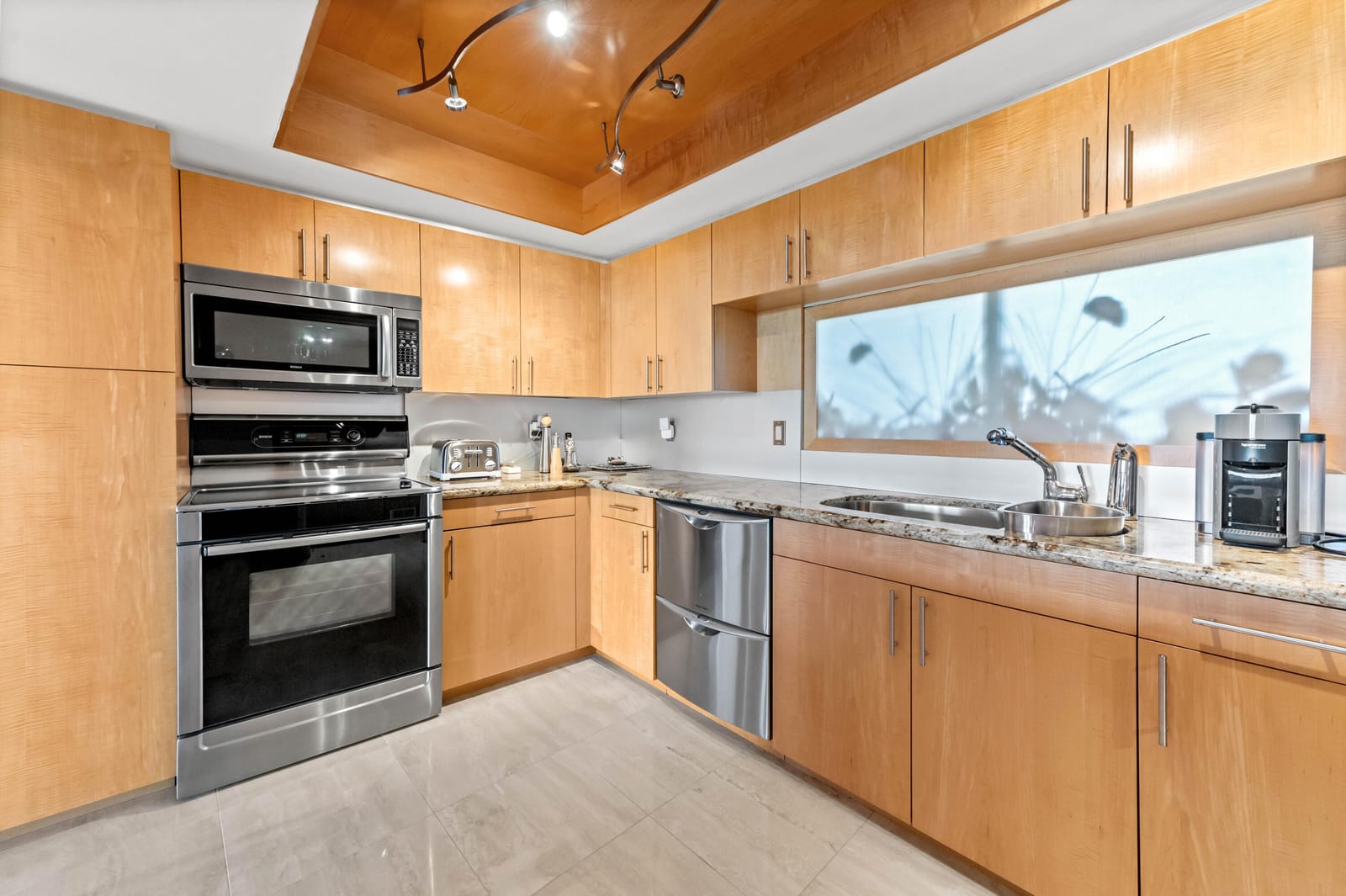 2480 Presidential Way 603 — photo 11