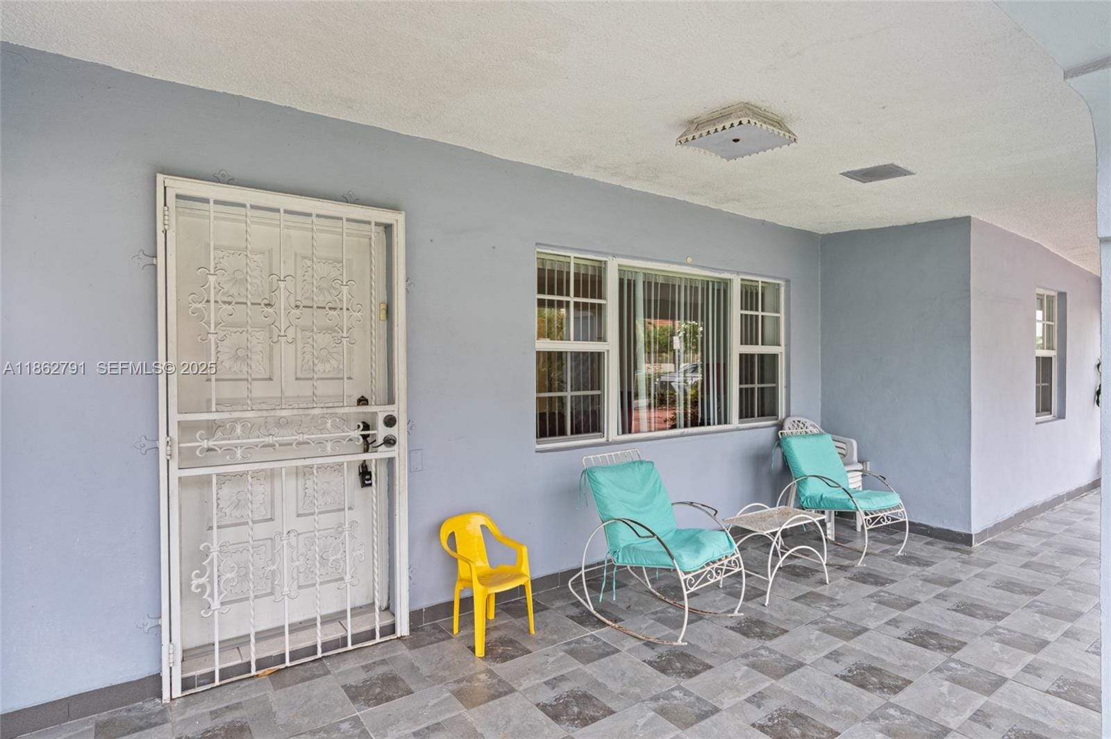 1920 SW 67th Avenue — photo 5