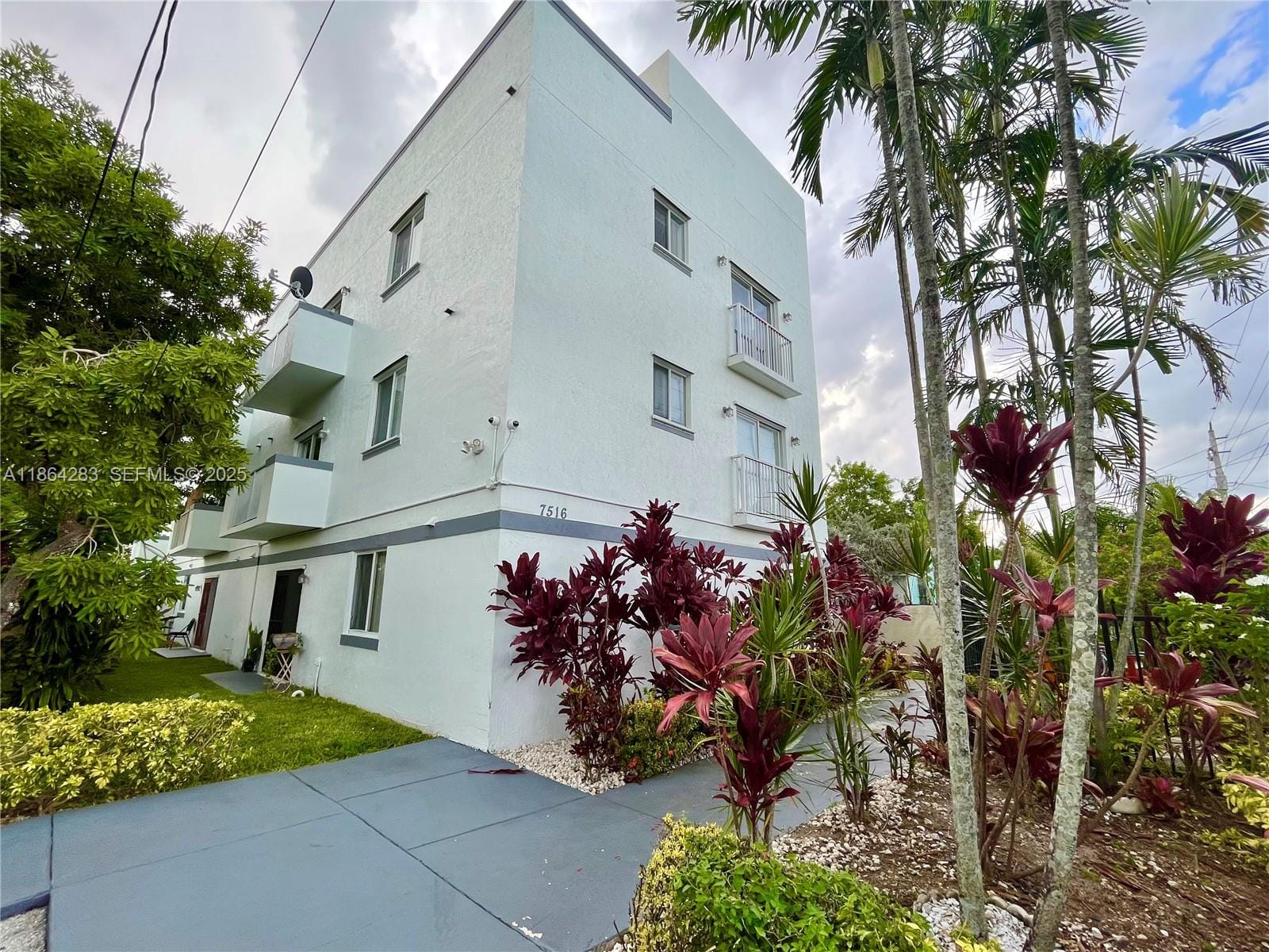 7516 NE 1st Avenue 302, Miami, FL 33138 photo 16