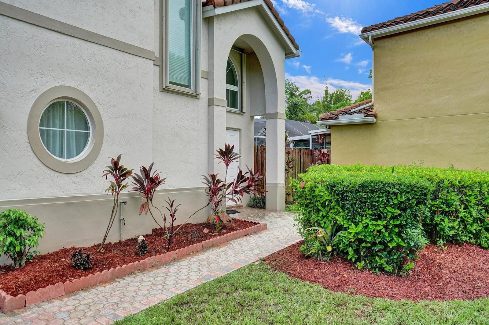 11290 Renaissance Road — photo 3