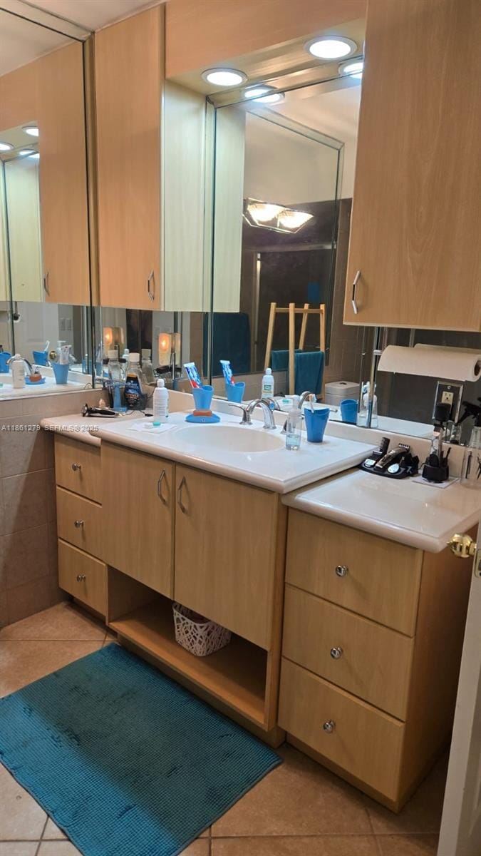3558 Magellan Circle 132, Aventura, FL 33180 photo 17