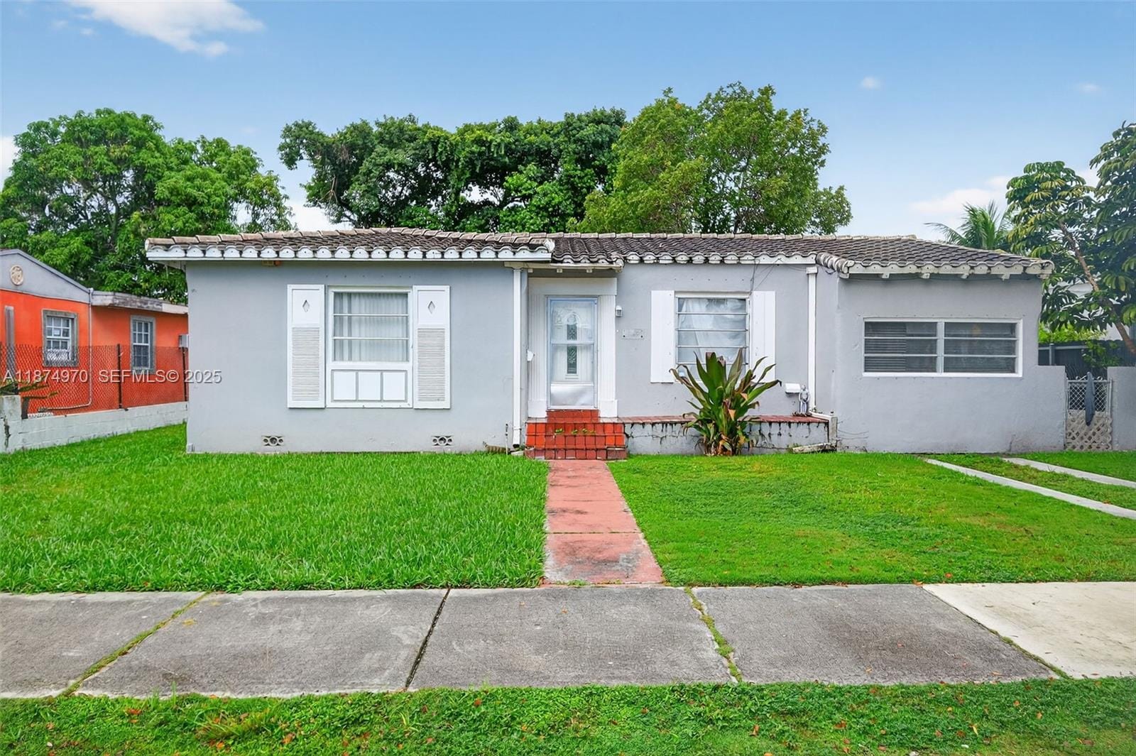 2850 NW 4th Street, Miami, FL 33125