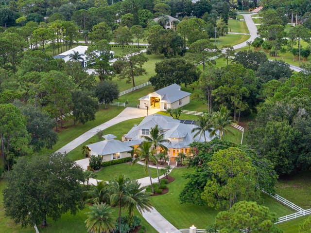 10107 SW Abilene Lane, Palm City, FL 34990