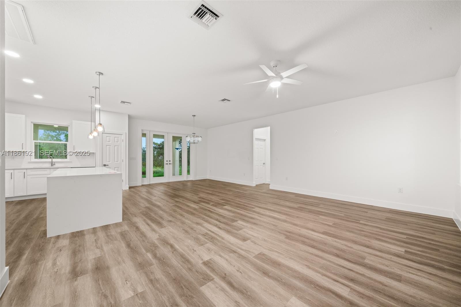 1457 Mitchell Drive, Sebring, FL 33872 photo 4