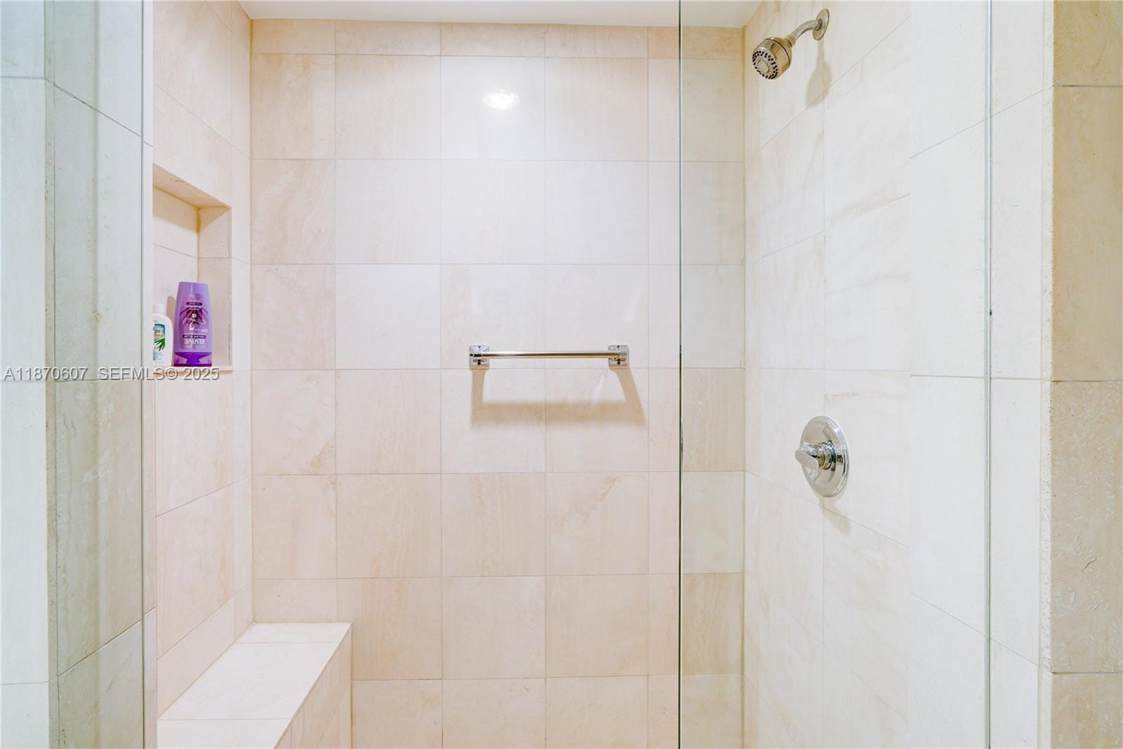 2000 Island Boulevard 408 — photo 12