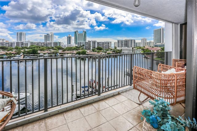 300 Three Islands Boulevard 405, sold in Anchor Bay Club, Hallandale Beach, FL