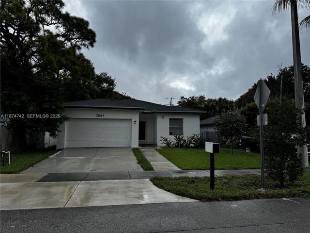 2541 NW 9th Street, Fort Lauderdale, FL 33311