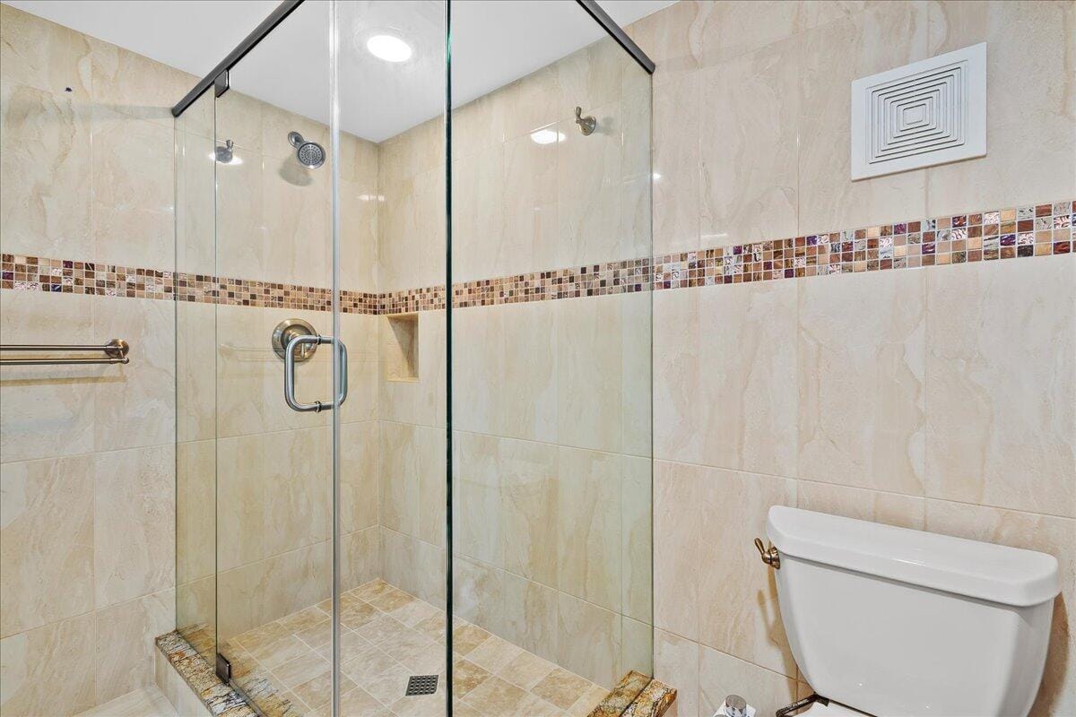 4734 Lucerne Lakes Boulevard E 302, Lake Worth, FL 33467 photo 17