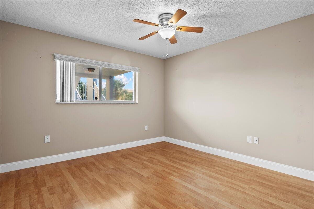 4734 Lucerne Lakes Boulevard E 302, Lake Worth, FL 33467 photo 19