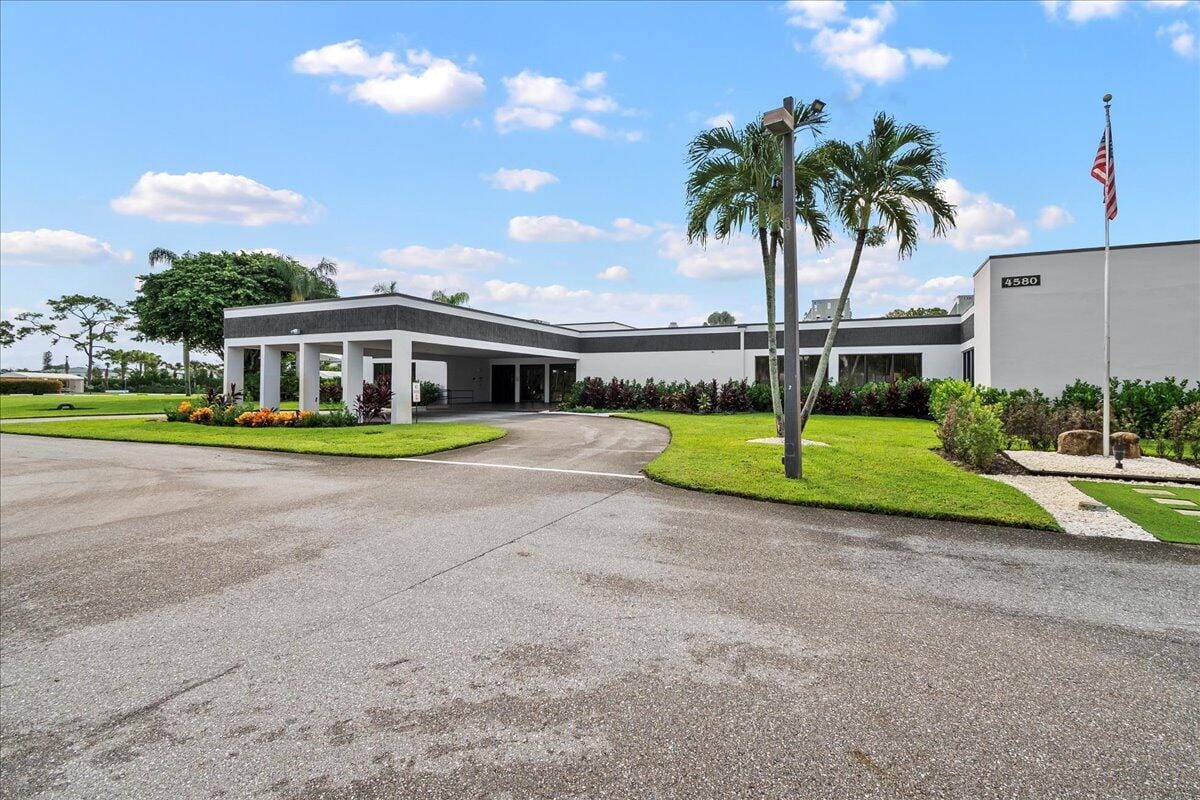 4734 Lucerne Lakes Boulevard E 302, Lake Worth, FL 33467 photo 25