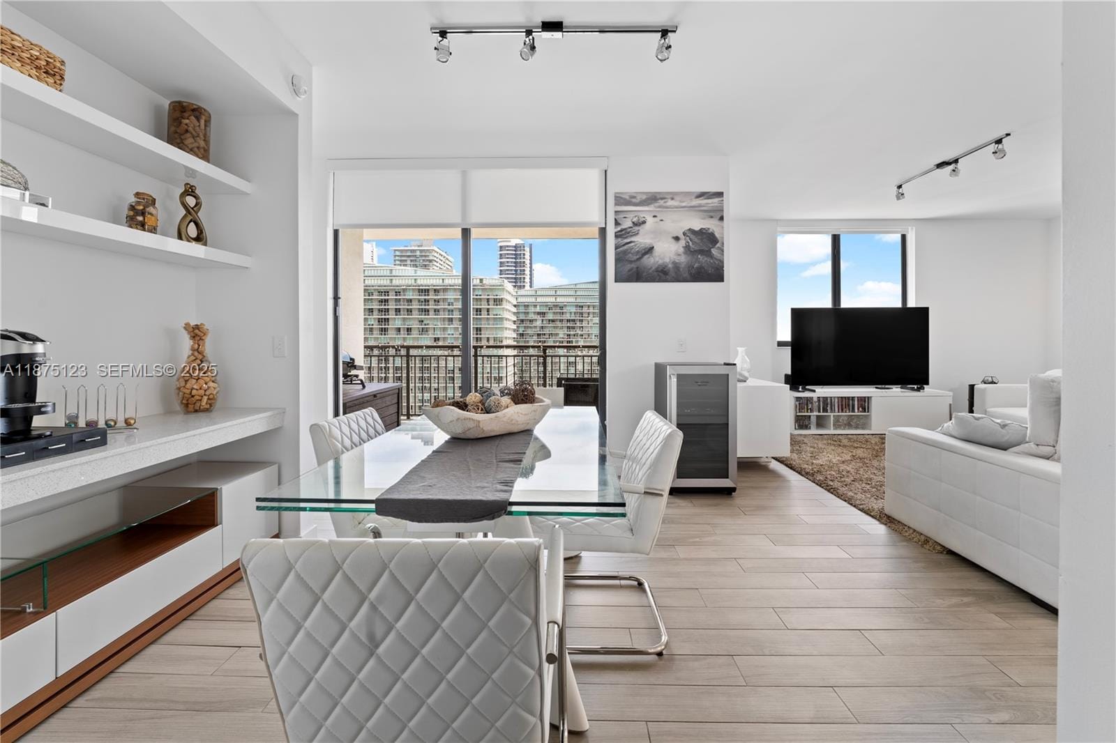 999 SW 1st Avenue 3304, Miami, FL 33130 photo 17
